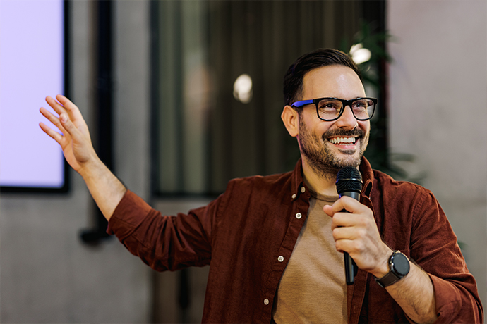 Hire Motivational Speaker