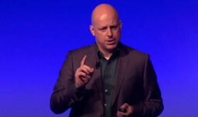 Ramon Vullings - 1 minute - speaker & moderator - showreel