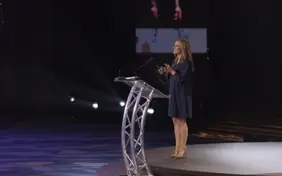 Mimi Nicklin 4