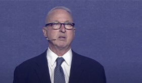 Chuck Martin Speaking in China