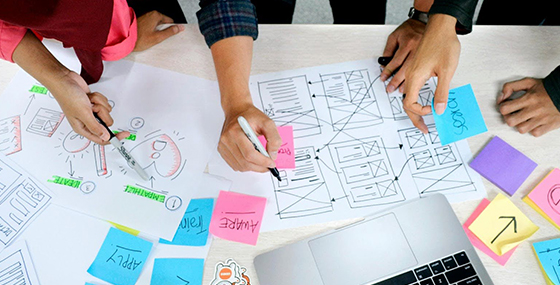 Business Trends to Watch in 2024: Strategies for Sustainable Growth)
