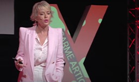 #Reinciando + Rapido que el Futuro | Carme Artigas | TEDxUNebrija