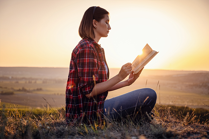 What To Read If You Want To Reinvent Yourself690x460