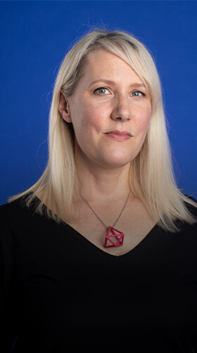 Dr Elaine Kasket