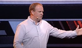 The world needs trusted gatekeepers / keynote speaker Steven Van Belleghem at Obama event Amsterdam