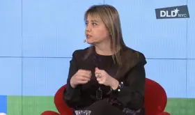 News from the Wearables World (A.Ildeniz, C.Mercando, T.Prentice, V.Friedman) | DLDnyc 15