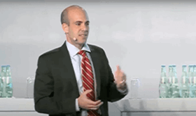 How to Create Competitive Advantage - Keynote Speaker Scott Steinberg