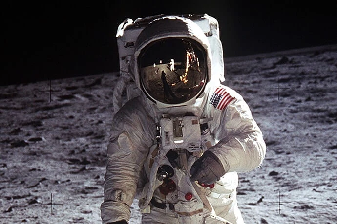 Astronaut 690X460 Image