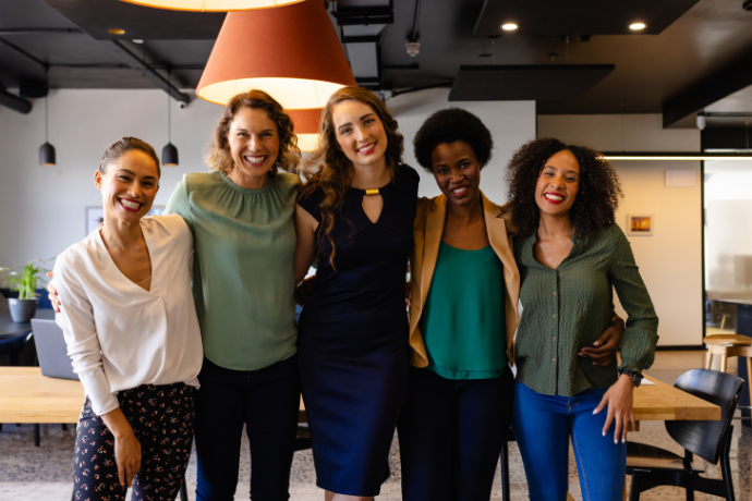 Why Female Motivational Speakers Are Shaping The Future Of Leadership