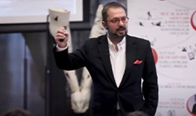 Prof. Dr. Ahmet Kasım Han | İnsan Meseleleri Kavrayabilmek İçin Milada İhtiyaç Duyar